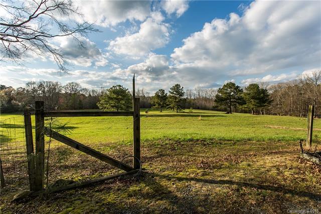 24610A Saint Martin Road - Photo 1