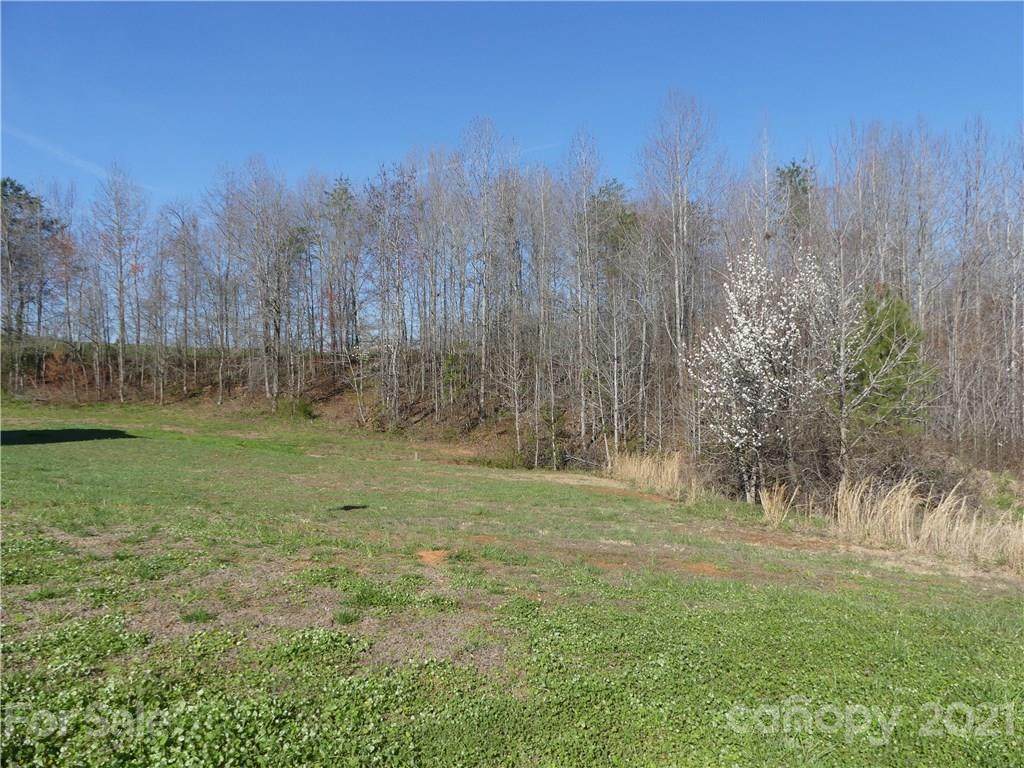 133 Brookview Drive - Photo 1