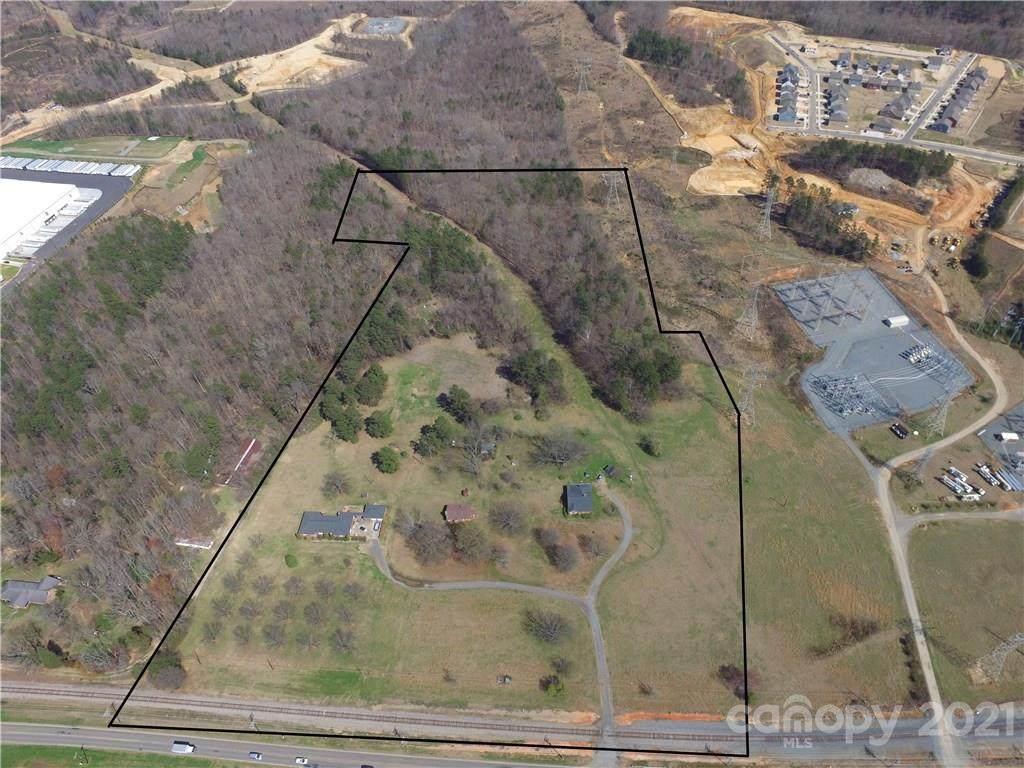 12132 Old Statesville Road - Photo 1
