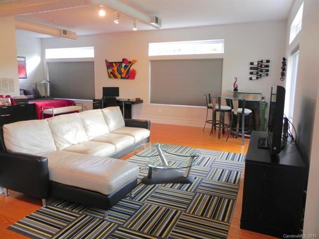 404 Laurel Avenue - Photo 1