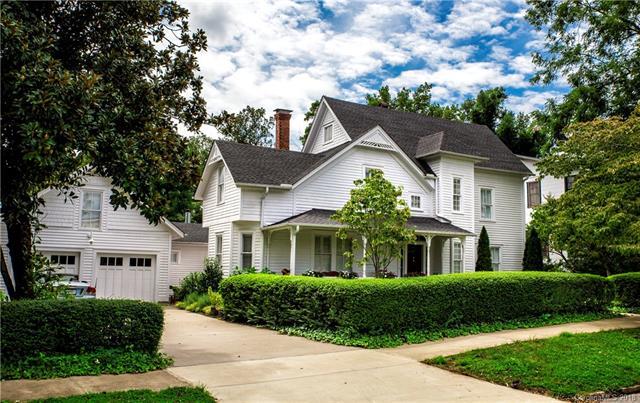 35 Melrose Avenue - Photo 1