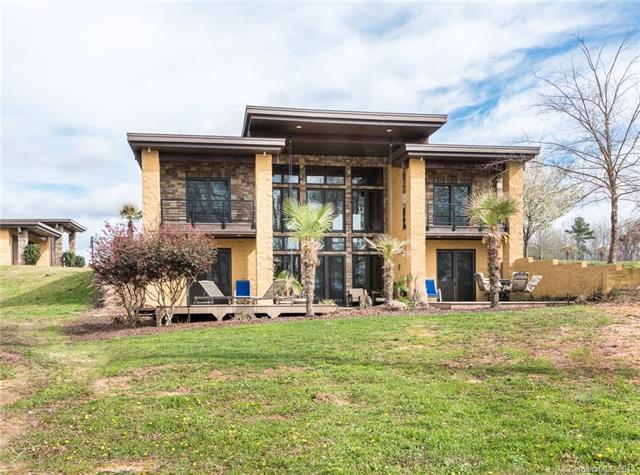 480 Lake Pointe Lane - Photo 1