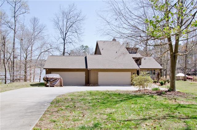 204 Bay Shore Drive - Photo 1