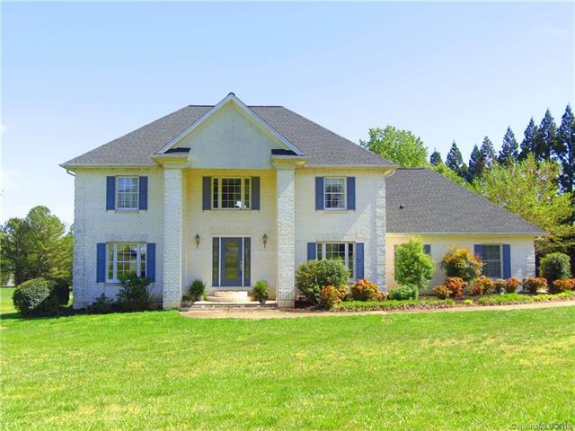 307 Cross Creek Drive - Photo 1