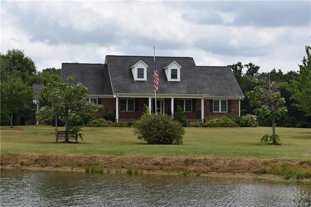 1415 Rock Rest Road - Photo 1