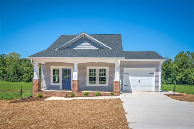 227 Brentwood Drive - Photo 1