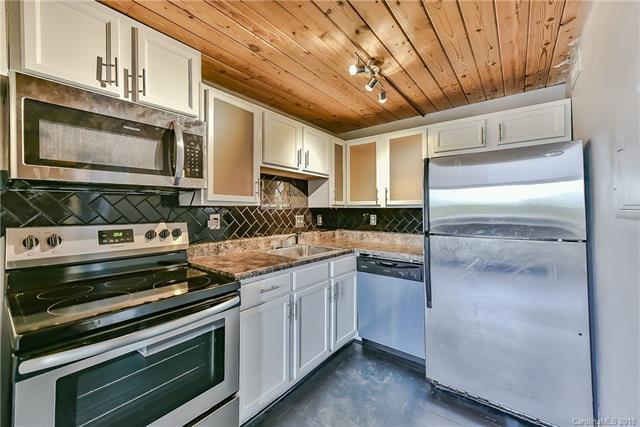 201 Hoskins Road - Photo 1