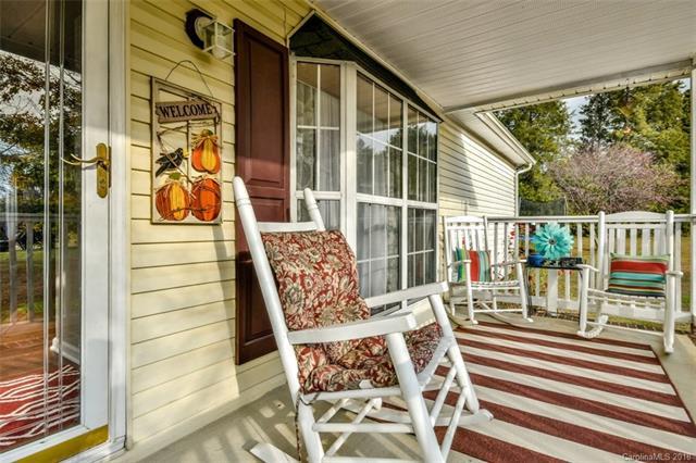 114 Plymouth Road - Photo 1