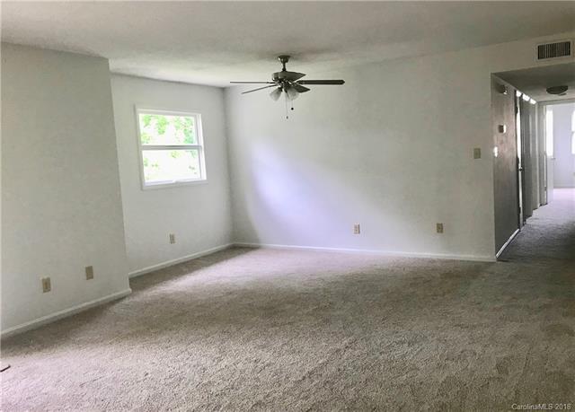 7992 Shady Oak Trail - Photo 1