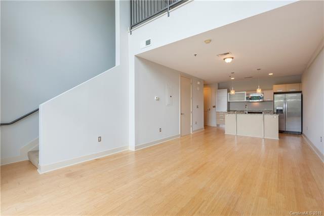 1133 Metropolitan Avenue - Photo 1