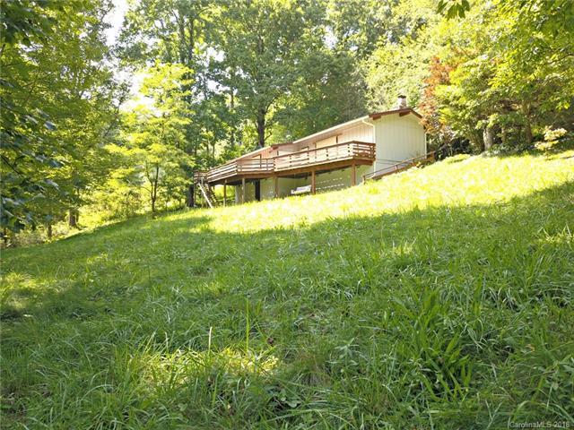 208 Strawberry Hill Road - Photo 1
