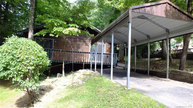 335 Summit Drive - Photo 1