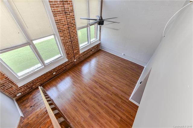 201 Hoskins Road - Photo 1