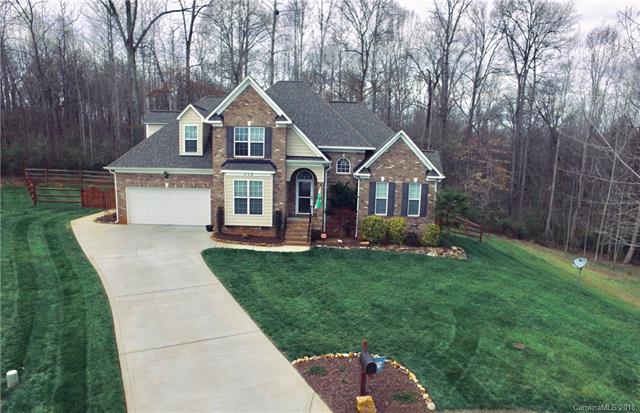 113 Pine Bluff Court - Photo 1