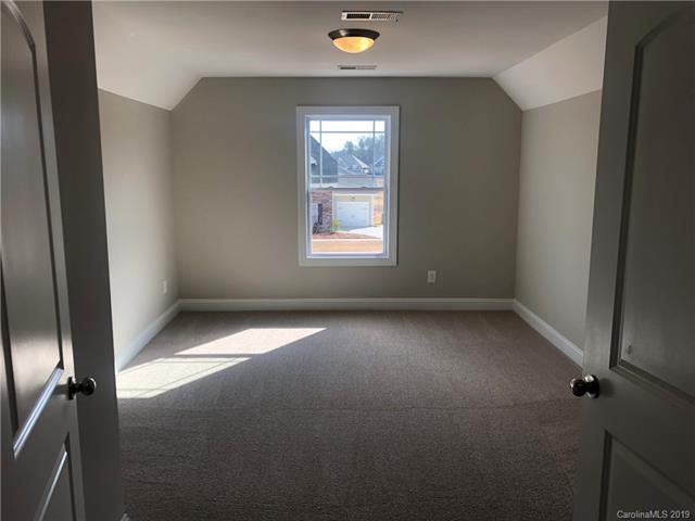 1643 Red Forest Way - Photo 1