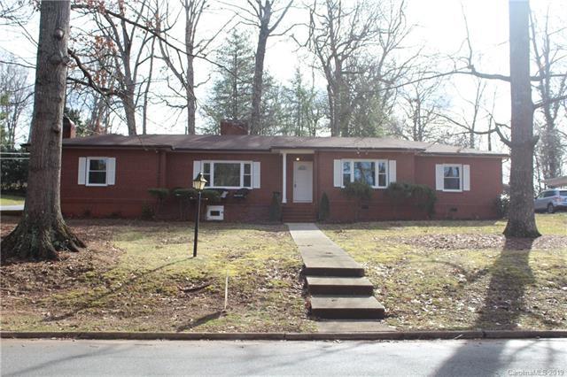 716 Pinewood Circle - Photo 1