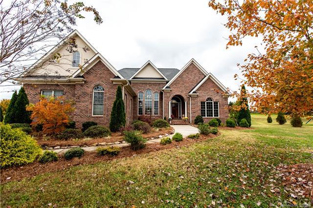106 Armour Court - Photo 1