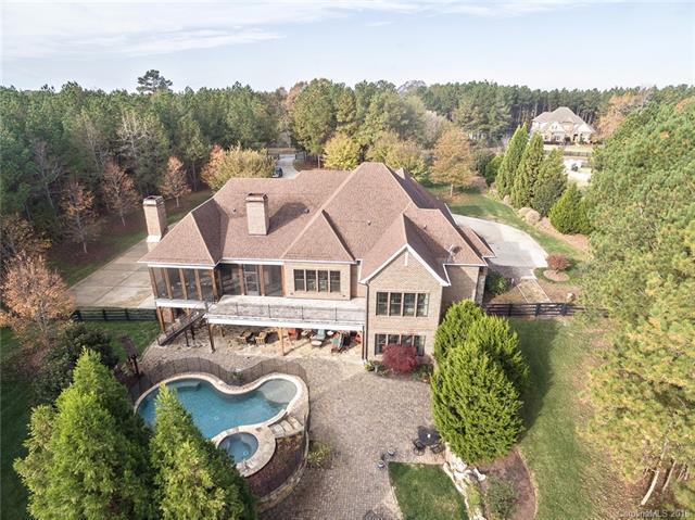 1024 Adkins Road - Photo 1