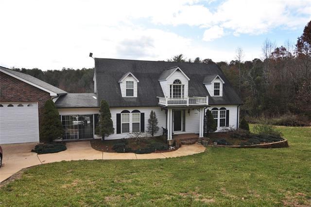 250 Rabbit Hollow Lane - Photo 1