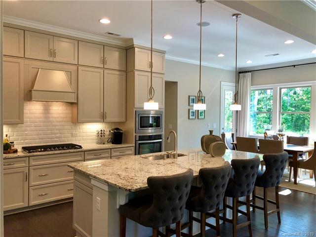 1615 Afton Way - Photo 1