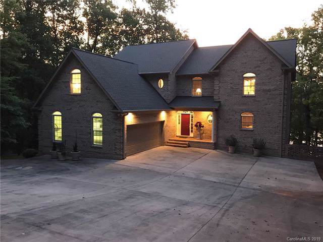 230 Woodland Drive - Photo 1