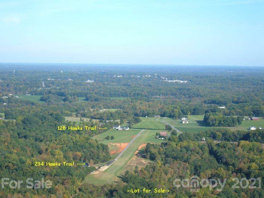 218 Hawks Trail - Photo 1