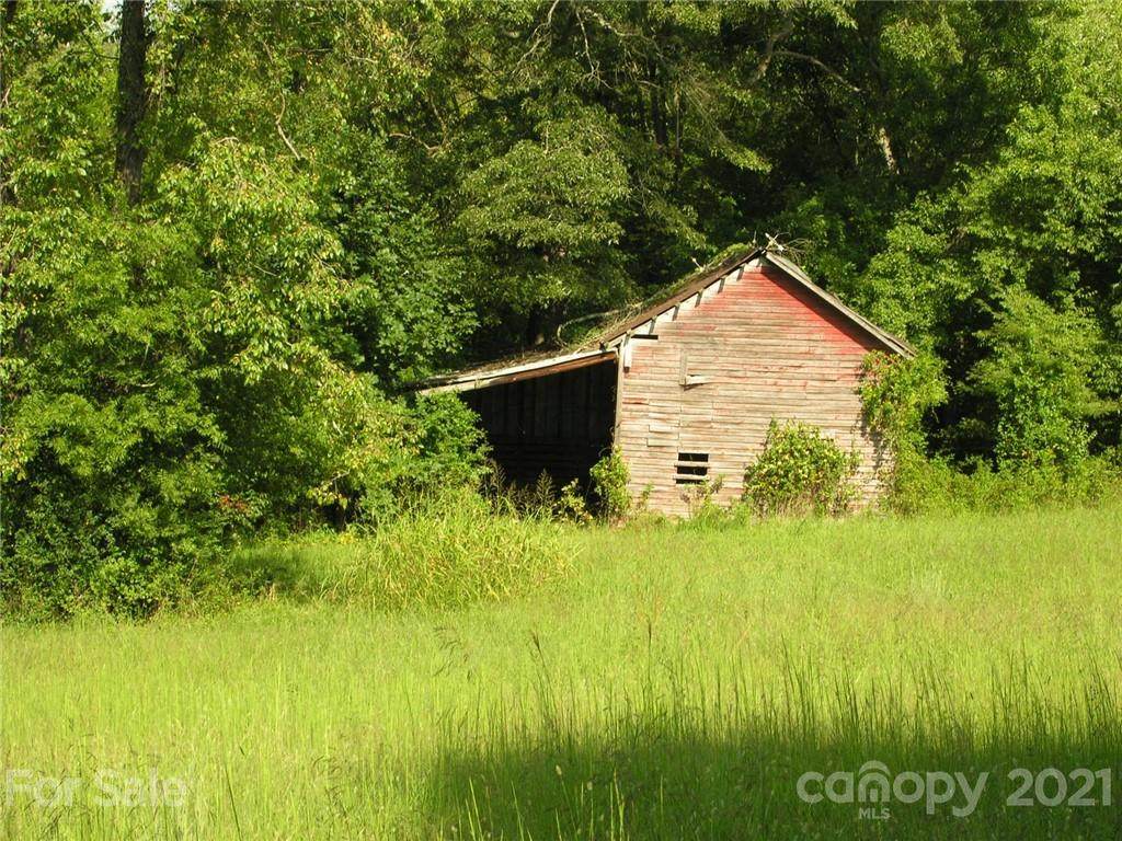 2610 Roland Avenue - Photo 1