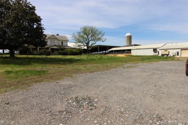 1380 Memorial Highway - Photo 1