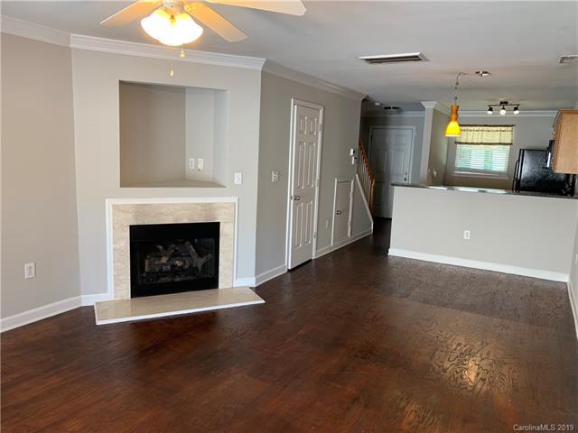 1210 Green Oaks Lane - Photo 1