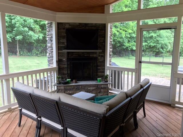 9844 Branchwater Avenue - Photo 1