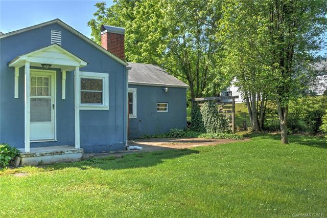 396 Turnpike Road - Photo 1