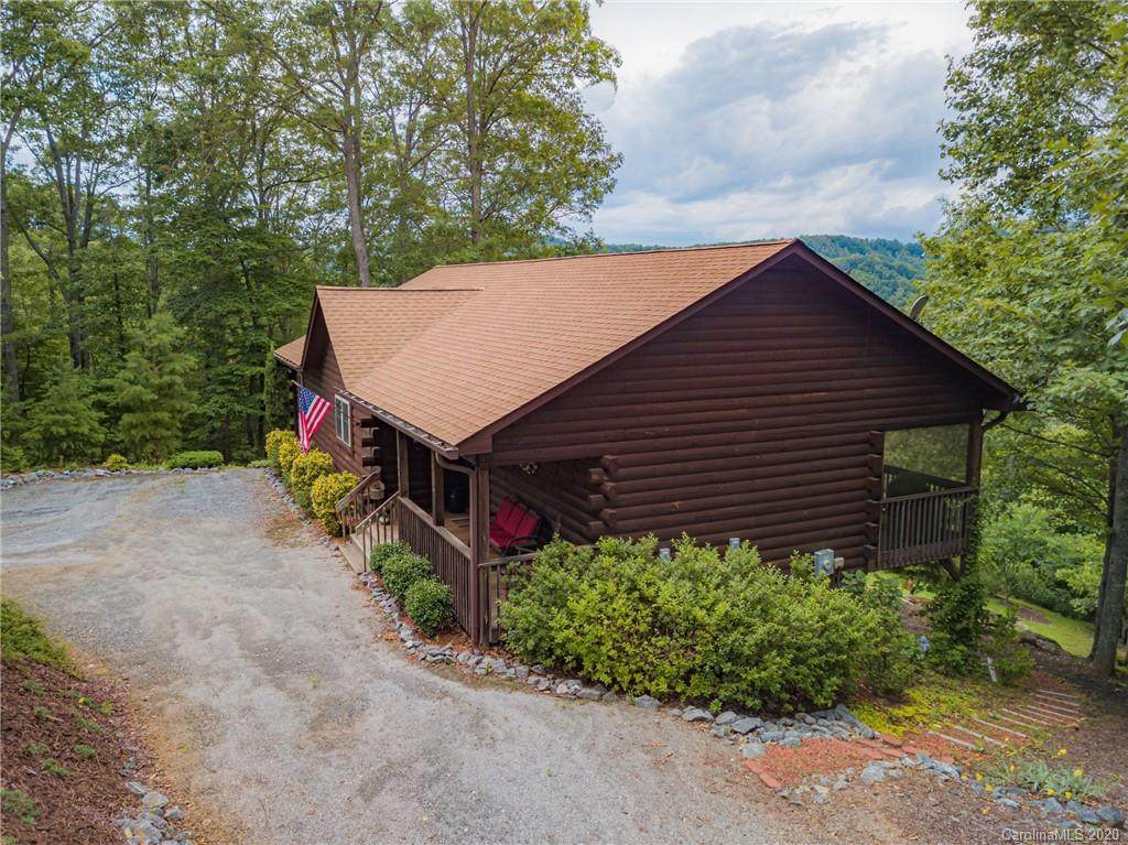 843 Summit Parkway - Photo 1