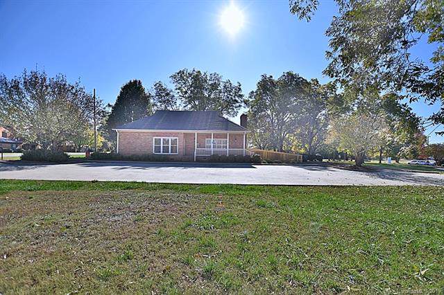 1803 Ebenezer Road - Photo 1