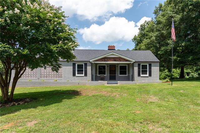 419 Hicks Creek Road - Photo 1
