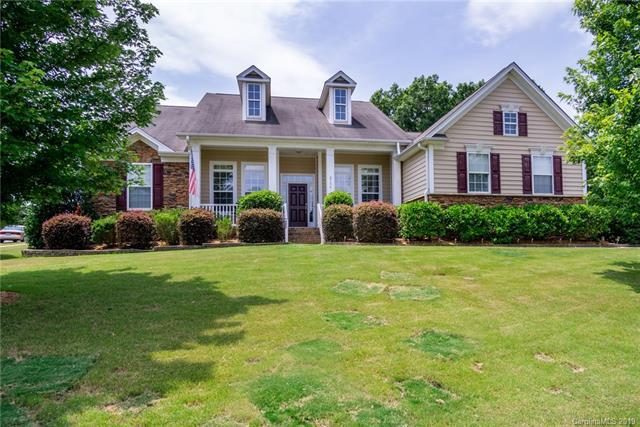 2136 Chickasaw Loop - Photo 1