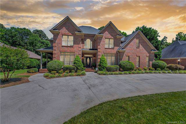 727 Hanna Woods Drive - Photo 1