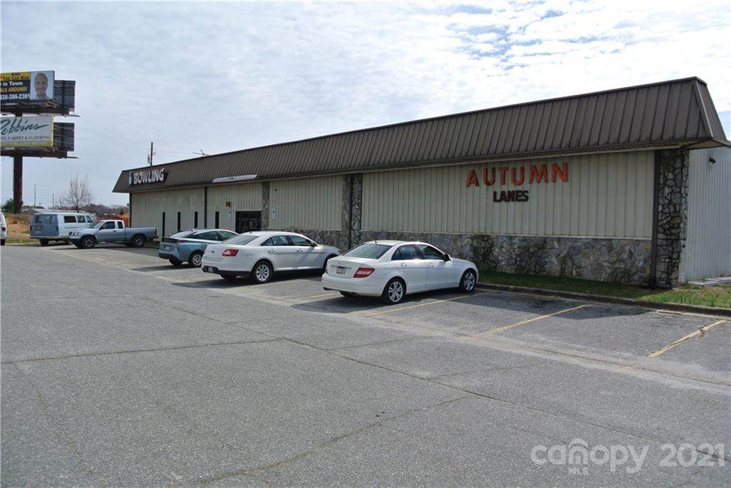 1766 College Avenue - Photo 1