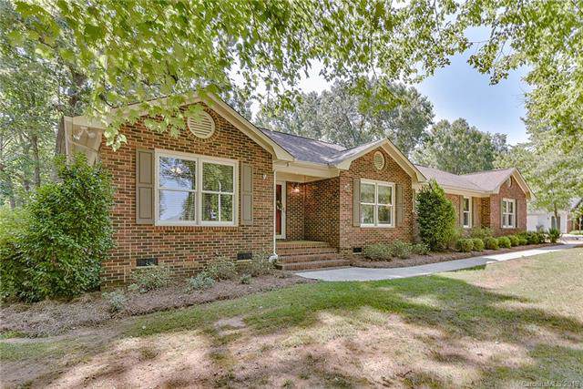 402 Wildwood Road - Photo 1