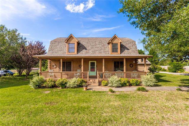 2495 Long Circle - Photo 1