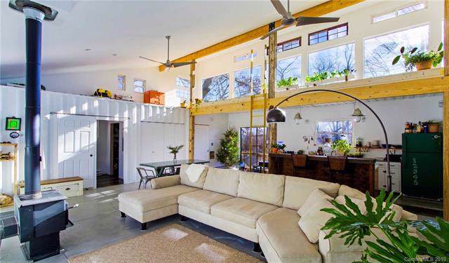 6 Lawndale Avenue - Photo 1