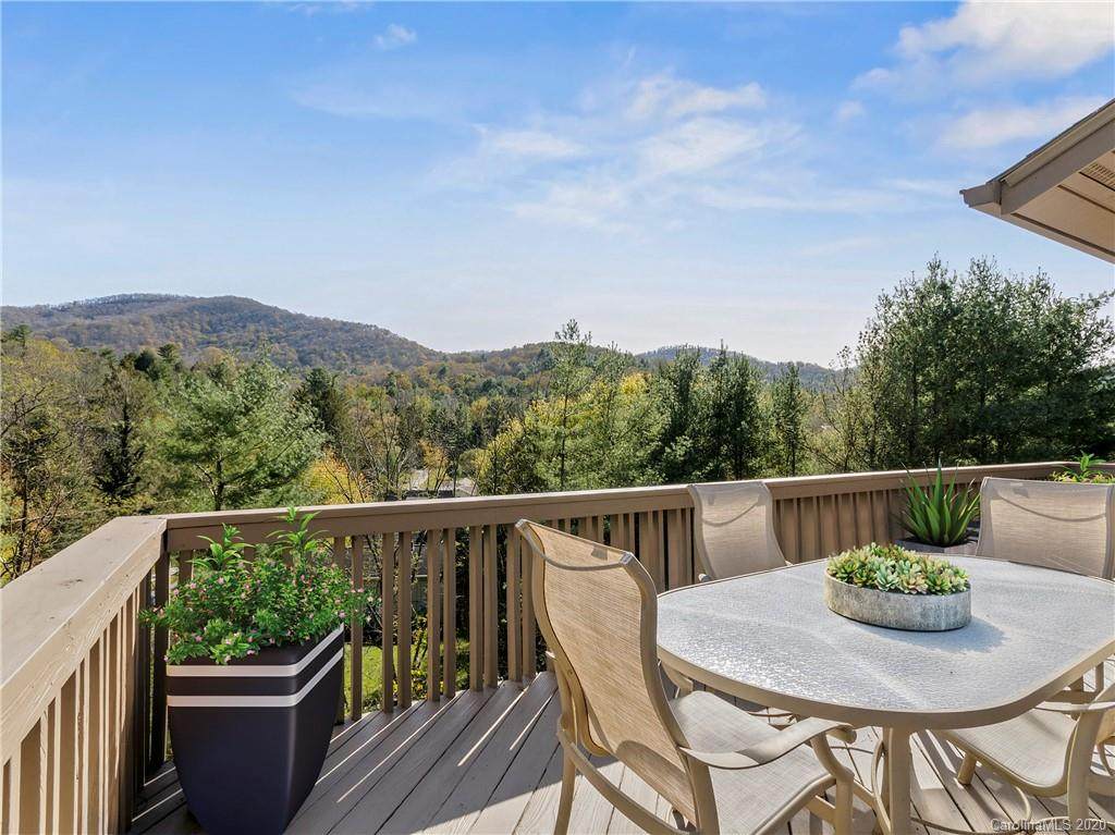 7 Ridgeview Drive - Photo 1