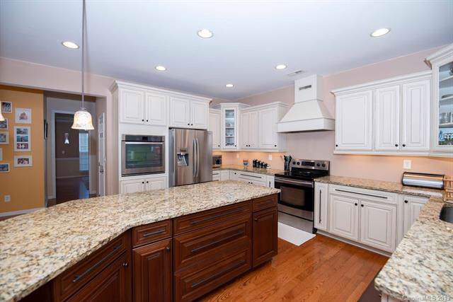 173 Pecan Hills Drive - Photo 1