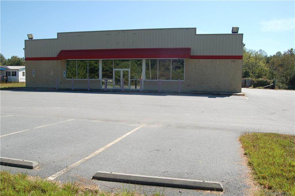 2733 Morganton Boulevard - Photo 1