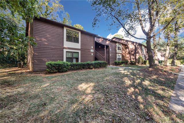 2501 Kilborne Drive - Photo 1