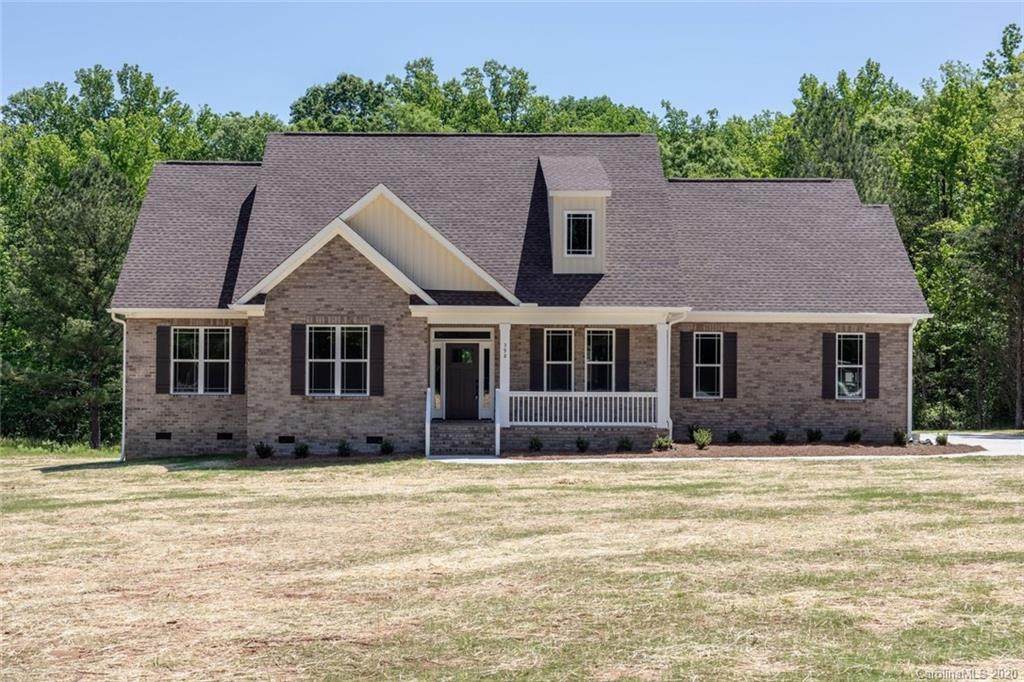 418 Kingsburry Road - Photo 1