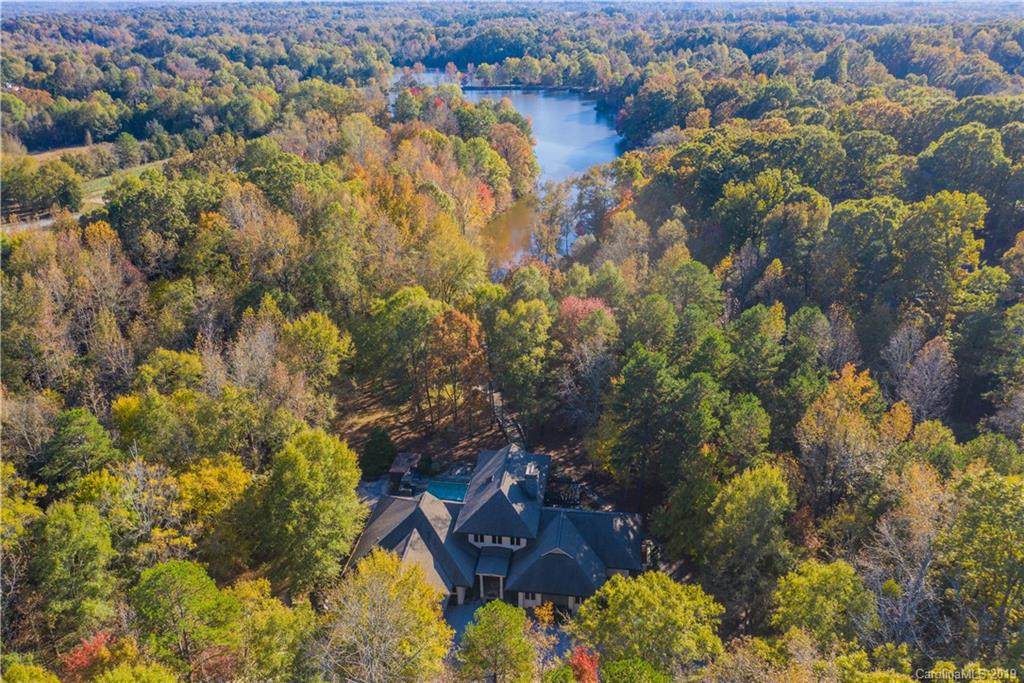 1609 Walden Pond Lane - Photo 1