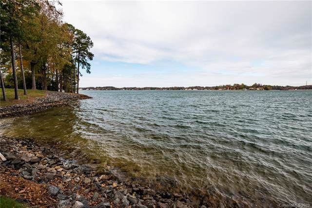 318 Northwest Drive - Photo 1