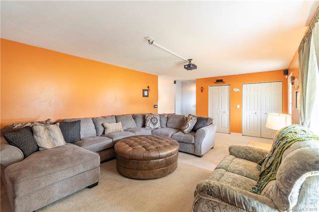 727 Eufola Road - Photo 1