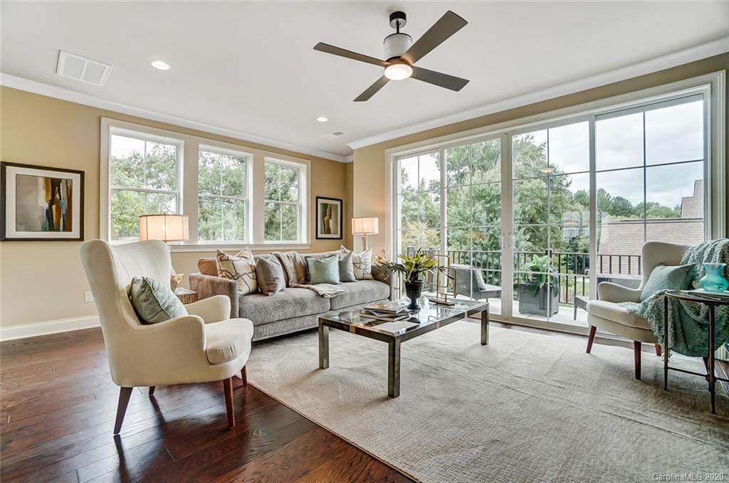 1237 Cotswold Place - Photo 1