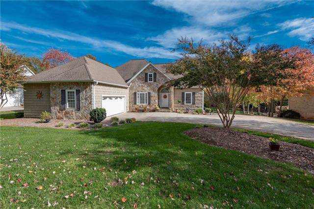 2558 Camelia Pointe Drive - Photo 1